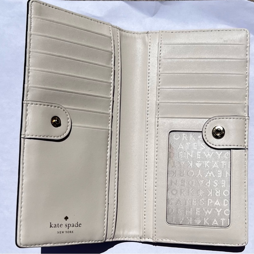 Kate Spade Wallet - Picture 3 of 3